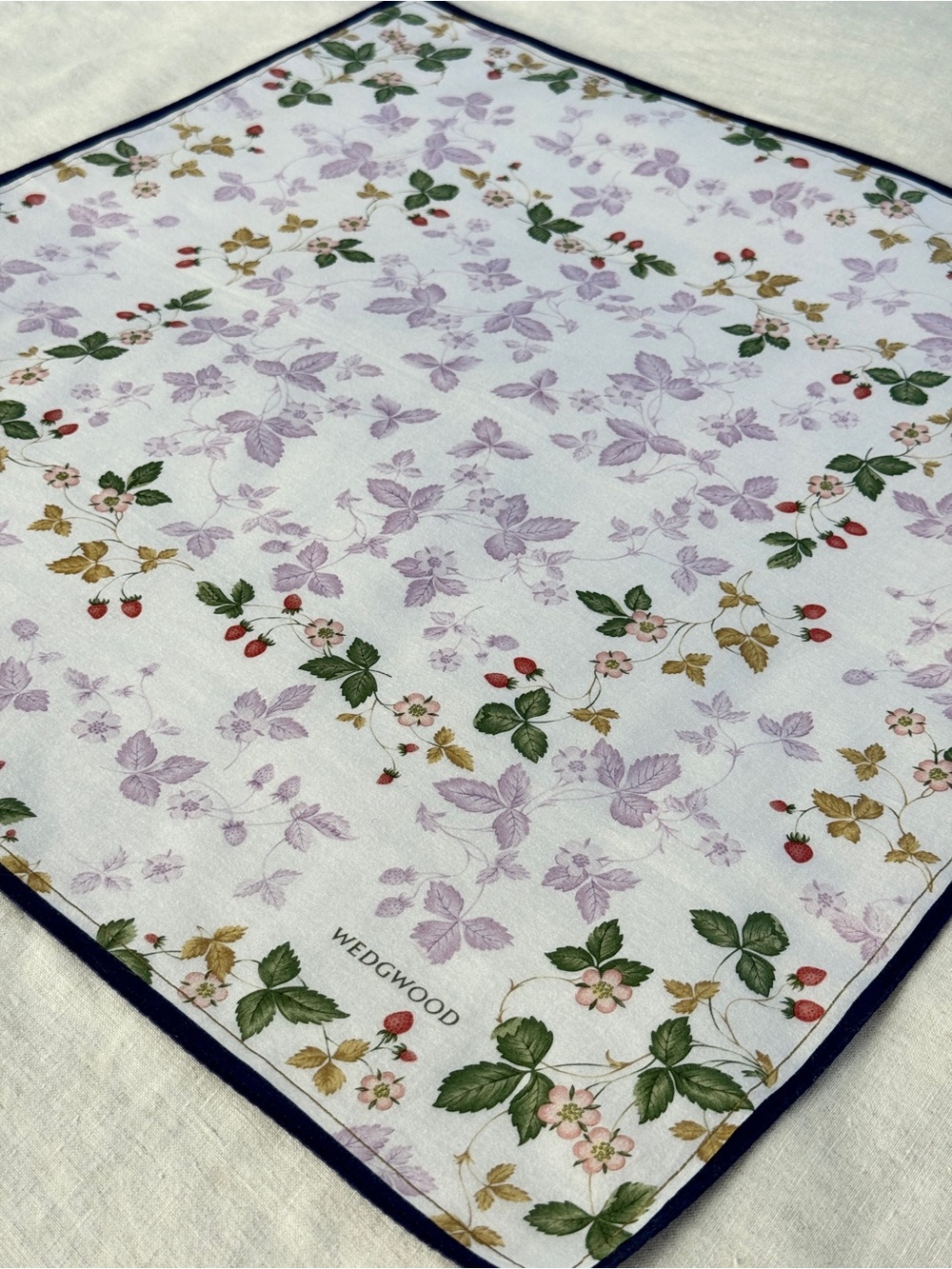 Vintage Wedgwood Strawberry Floral Cotton Head Scarf Bandana Cottagecore Japan